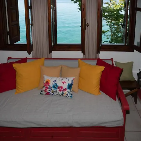 Niovi'S Seaside House Villa Agios Ioannis  Exterior photo